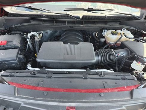 Used 2023 GMC Yukon SLT image 27