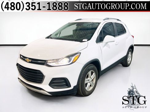 Used 2019 Chevrolet Trax LT FWD image 1