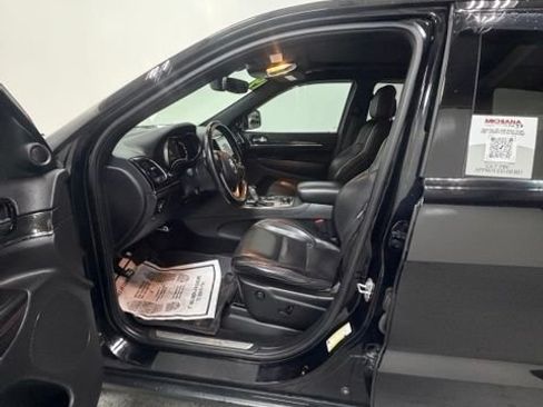 Used 2019 Jeep Grand Cherokee Trailhawk w/ Trailhawk Luxury Group AWD/4WD image 15
