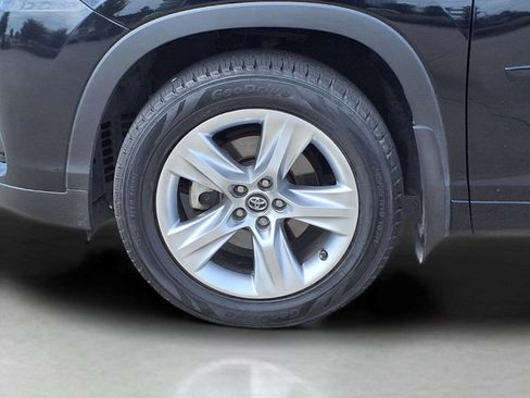 Used 2018 Toyota Highlander Limited Platinum w/ Protection Package #3 AWD/4WD image 10