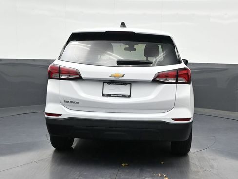 Used 2024 Chevrolet Equinox LS FWD image 4
