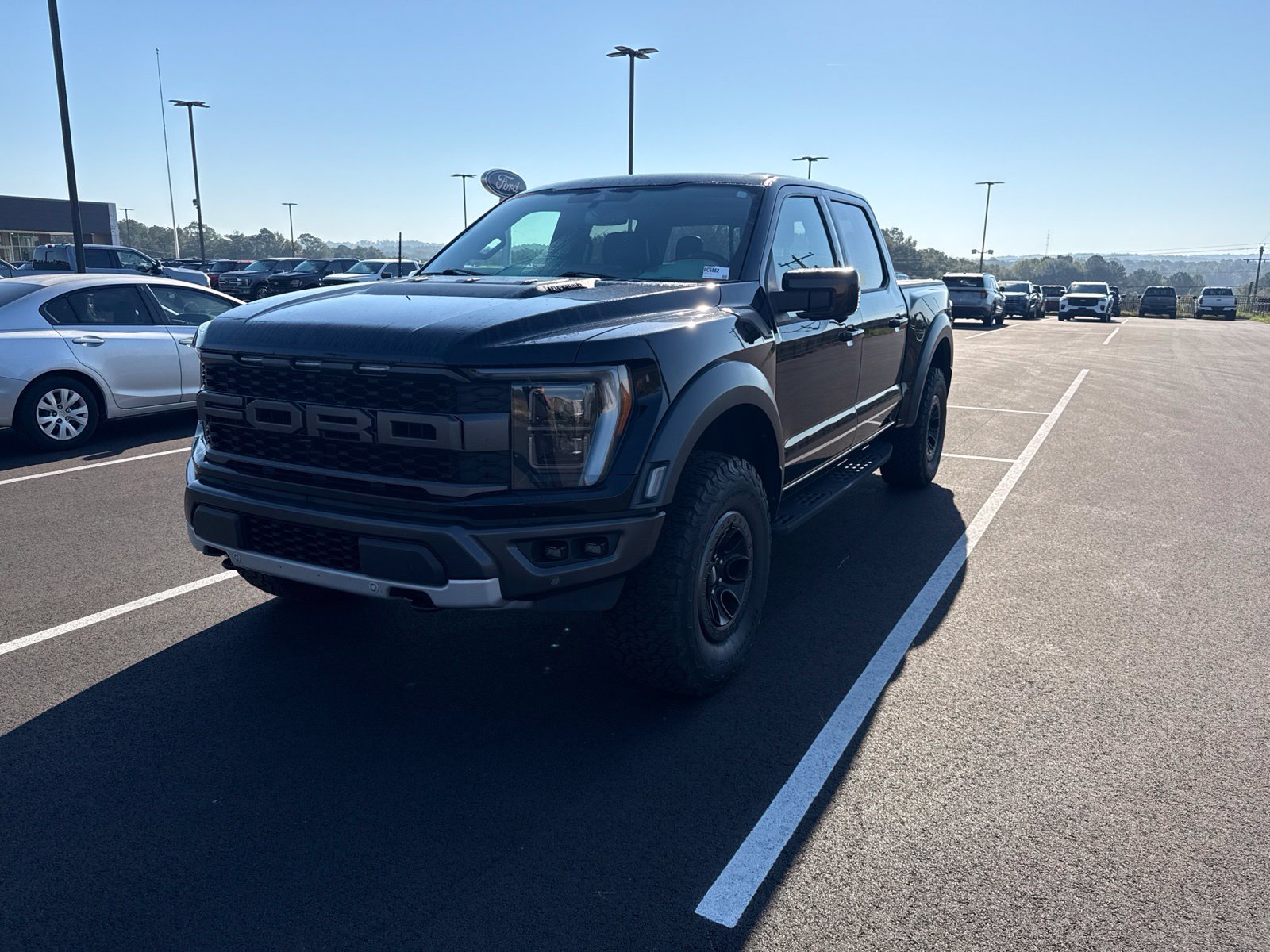 Used 2022 Ford F150 Raptor w/ Equipment Group 801A High AWD/4WD image 3