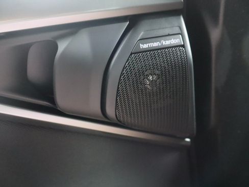 Used 2025 BMW X3 M50 AWD/4WD image 10