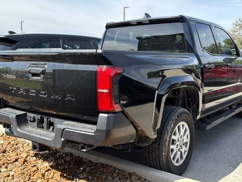Certified 2025 Toyota Tacoma SR image 7