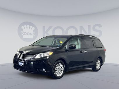 Used 2013 Toyota Sienna XLE w/ Entertainment Pkg