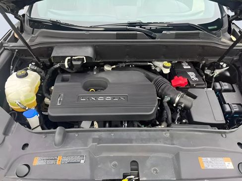 Used 2019 Lincoln Nautilus Select image 30