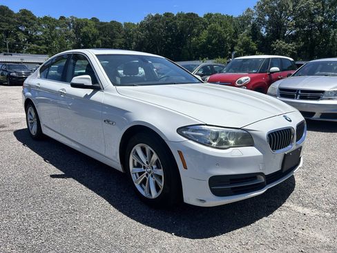 Used 2014 BMW 528i xDrive Sedan AWD/4WD image 2
