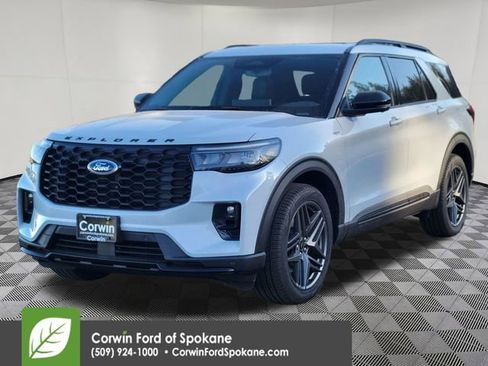 New 2026 Ford Explorer ST-Line w/ ST-Line Street Pack AWD/4WD image 5