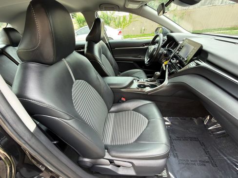 Used 2023 Toyota Camry SE AWD/4WD image 23
