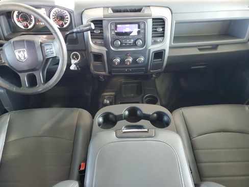 Used 2016 RAM 2500 Tradesman w/ Chrome Appearance Group AWD/4WD image 11