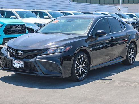 Certified 2023 Toyota Camry SE w/ Convenience Package FWD image 5