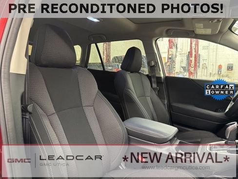 Used 2024 Subaru Outback Premium image 11