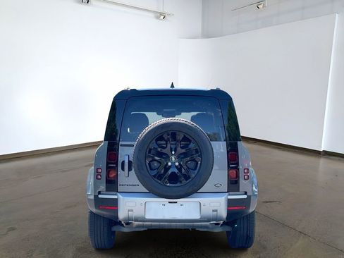 Used 2023 Land Rover Defender 110 S AWD/4WD image 5