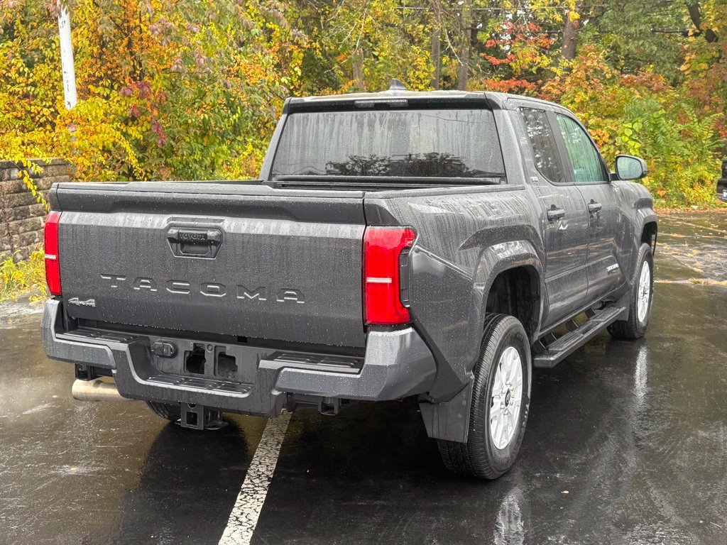 Used 2024 Toyota Tacoma SR5 AWD/4WD image 7
