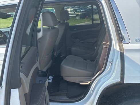 Used 2017 Chevrolet Tahoe LT RWD image 5