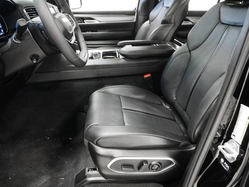 New 2025 Jeep Wagoneer Series II w/ Premium Group I image 11