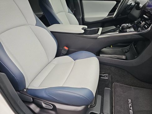 Certified 2023 Subaru Solterra AWD image 13