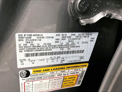 Used 2024 Ford Expedition Max XLT image 41