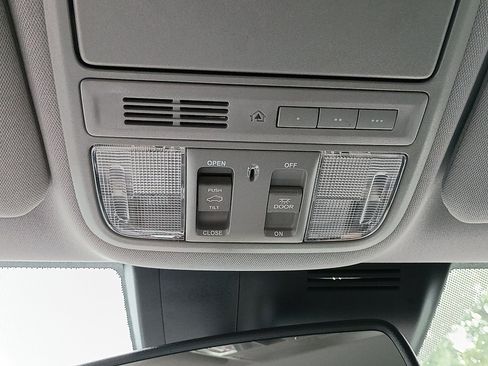 Used 2022 Honda CR-V EX-L image 24