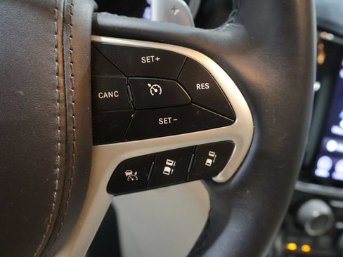 Used 2021 Jeep Grand Cherokee Summit AWD/4WD image 37