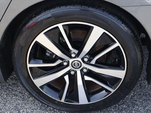 Used 2021 Nissan Maxima 3.5 SV w/ Floor Mat Group image 6