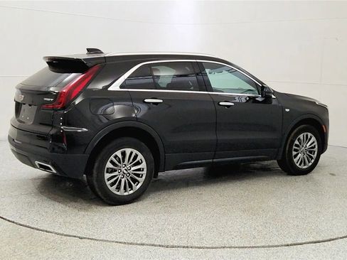 Used 2024 Cadillac XT4 Premium Luxury image 7
