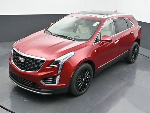 New 2025 Cadillac XT5 Premium Luxury w/ Technology Package image 32