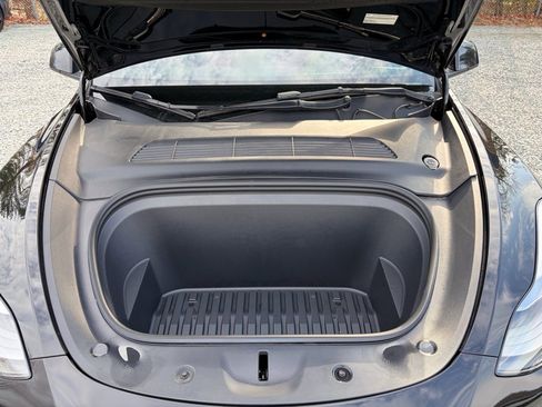 Used 2023 Tesla Model Y Performance image 25