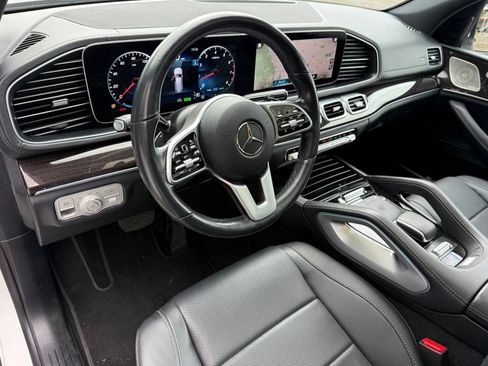 Used 2022 Mercedes-Benz GLS 450 4MATIC image 14