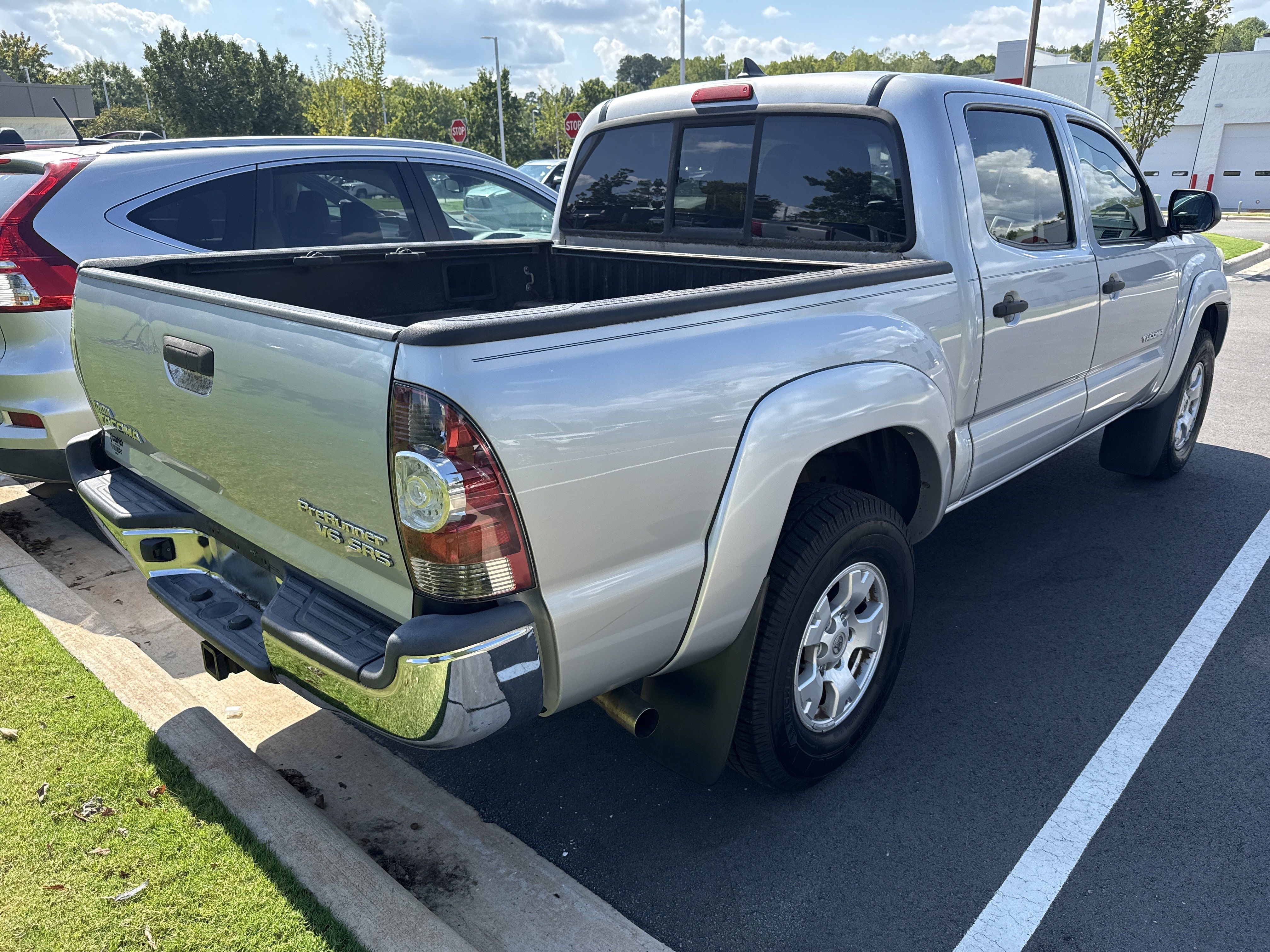 Used 2012 Toyota Tacoma PreRunner w/ SR5 Pkg RWD image 8