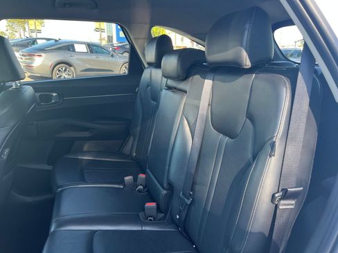 Used 2024 Kia Sorento S FWD image 27