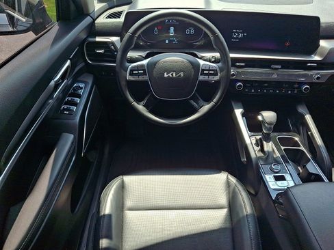 Used 2023 Kia Telluride LX AWD/4WD image 10