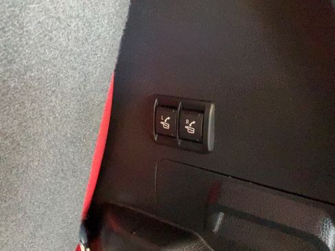 Used 2025 Toyota Sequoia TRD Pro AWD/4WD image 37