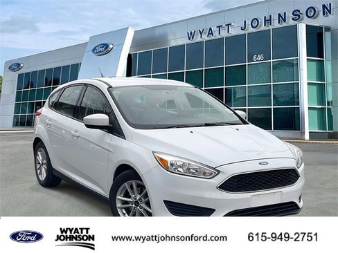 Used 2018 Ford Focus SE image 1