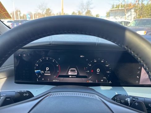 Used 2025 Nissan Murano SL w/ Cargo Package image 2