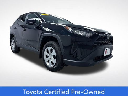 Certified 2022 Toyota RAV4 LE AWD/4WD image 1