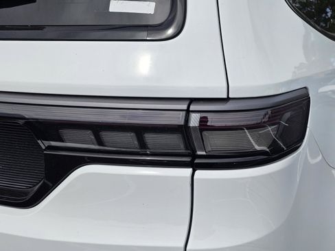 New 2026 Jeep Grand Wagoneer Limited AWD/4WD image 9