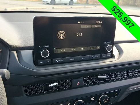 Used 2023 Honda Accord EX image 17