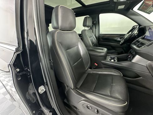Used 2021 Chevrolet Tahoe Premier w/ Premium Package RWD image 26