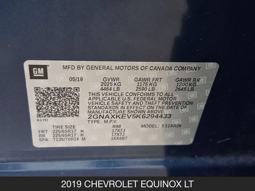 Used 2019 Chevrolet Equinox LT w/ LPO, Hit The Road Package FWD image 24