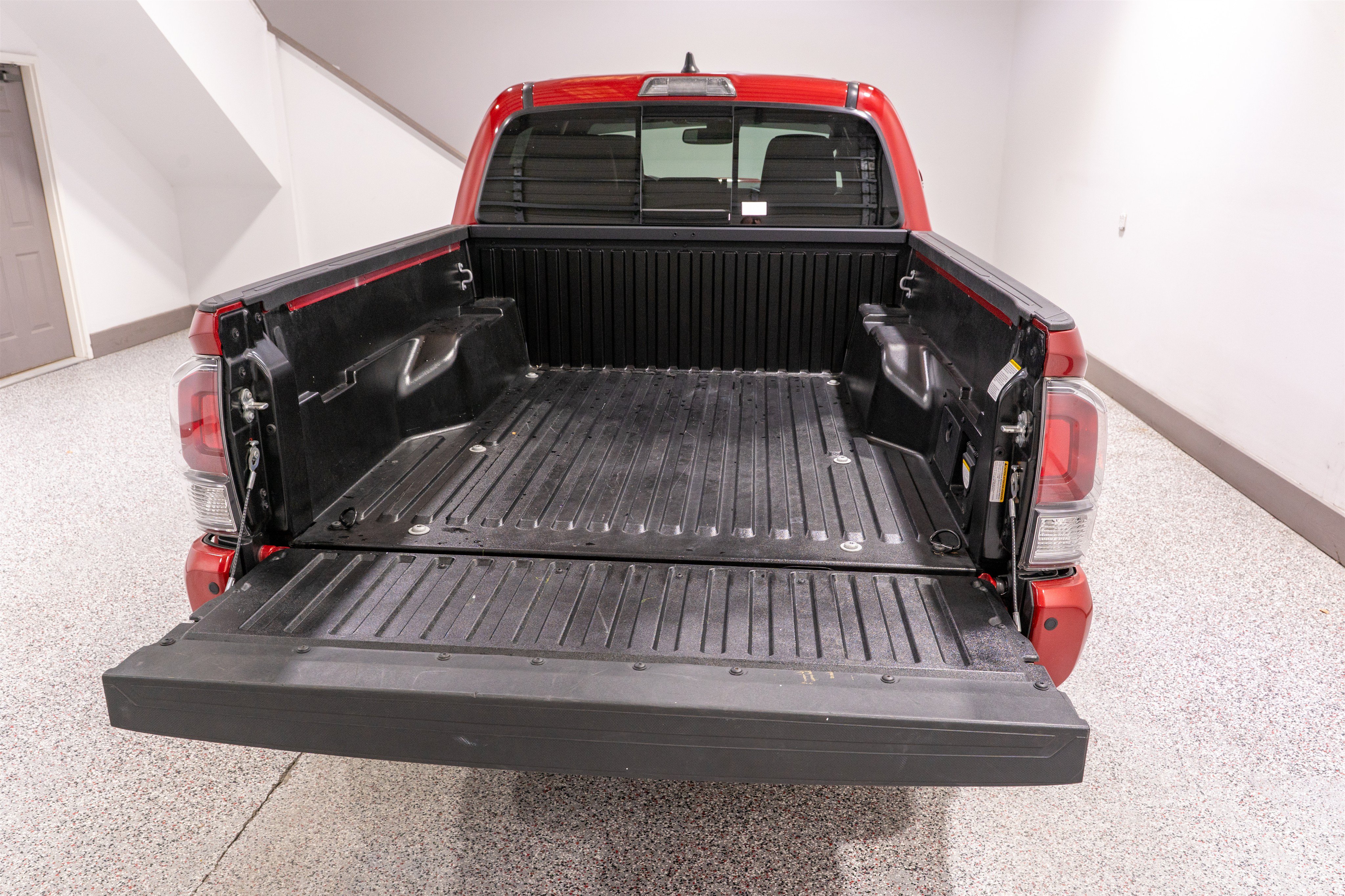 Used 2023 Toyota Tacoma TRD Sport w/ TRD Premium Sport Package AWD/4WD image 11