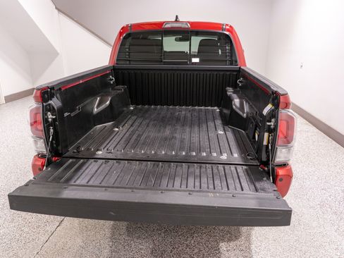 Used 2023 Toyota Tacoma TRD Sport w/ TRD Premium Sport Package AWD/4WD image 11