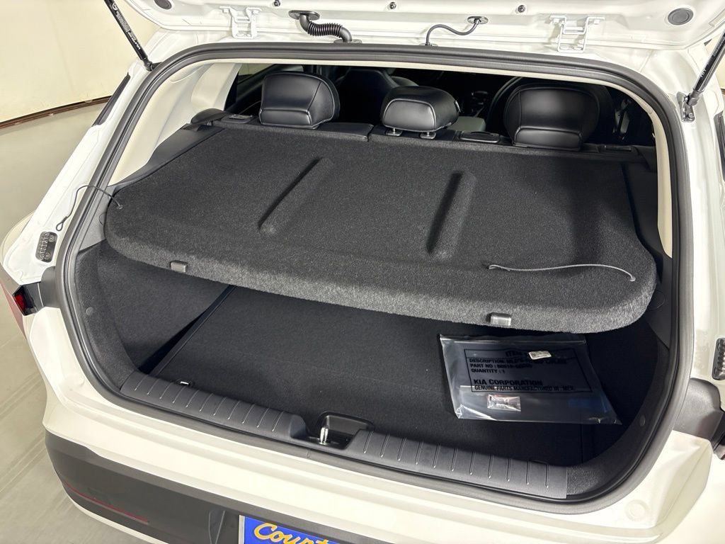 New 2026 Kia K4 EX FWD image 22