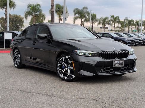 Used 2025 BMW 330i Sedan w/ M Sport Package image 2
