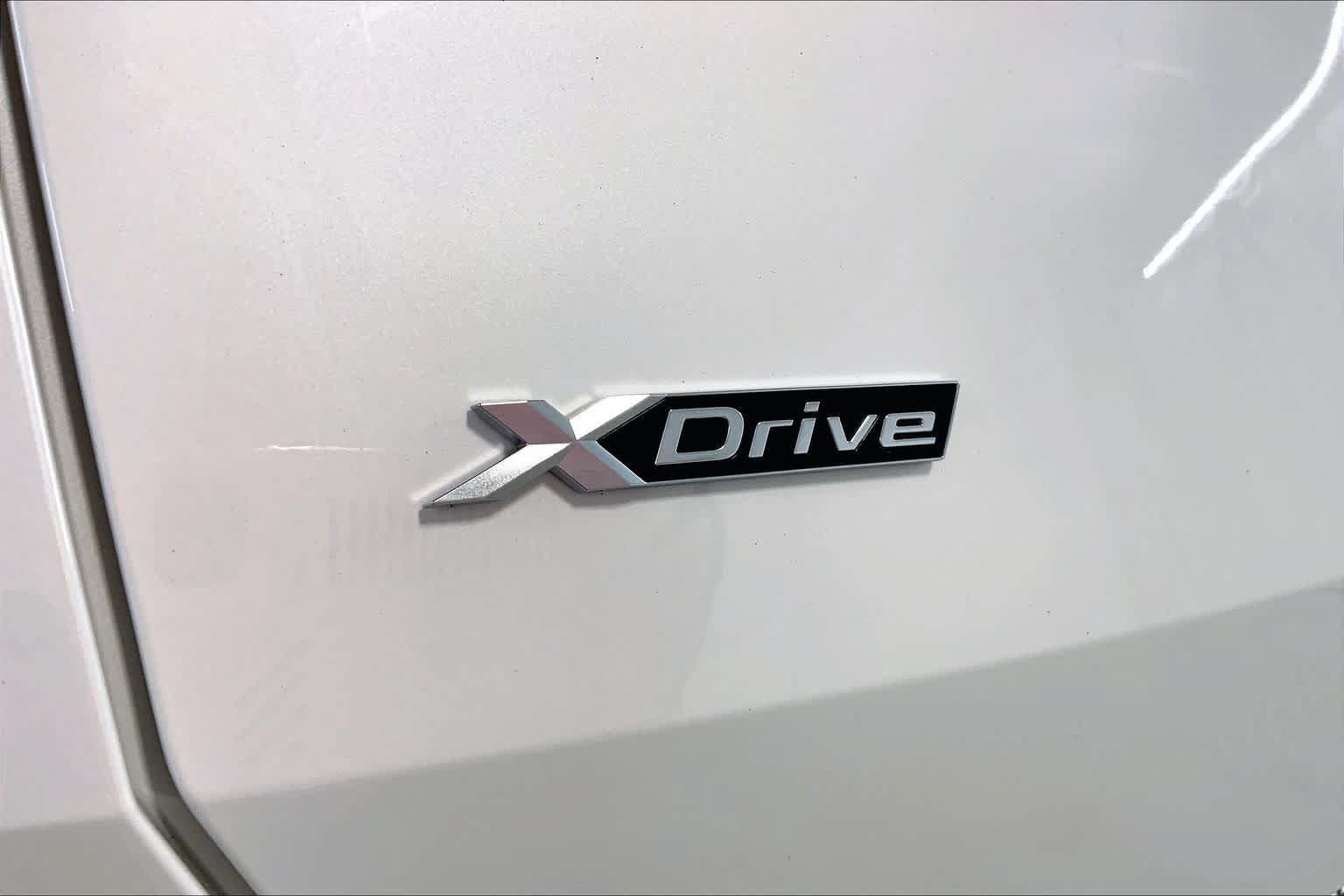 Used 2025 BMW X3 xDrive30i w/ Premium Package AWD/4WD image 9