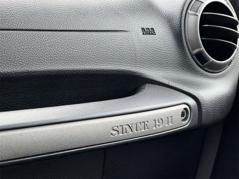 Used 2016 Jeep Wrangler Unlimited Sport w/ Power Convenience Group image 23