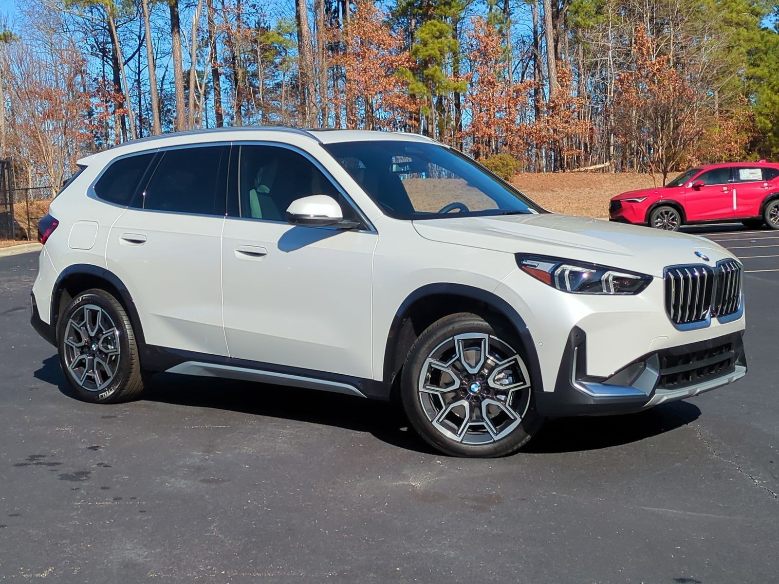 Used 2026 BMW X1 xDrive28i w/ Technology Package AWD/4WD image 2
