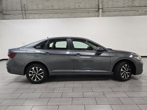 Used 2024 Volkswagen Jetta S image 15