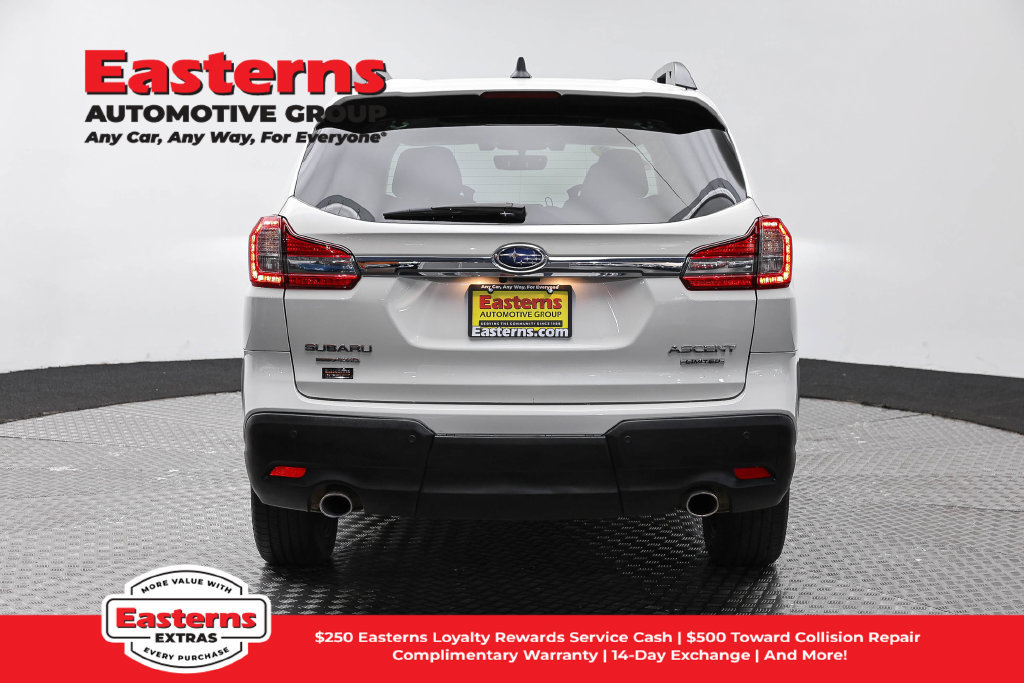 Used 2022 Subaru Ascent Limited w/ Technology Package AWD/4WD image 7