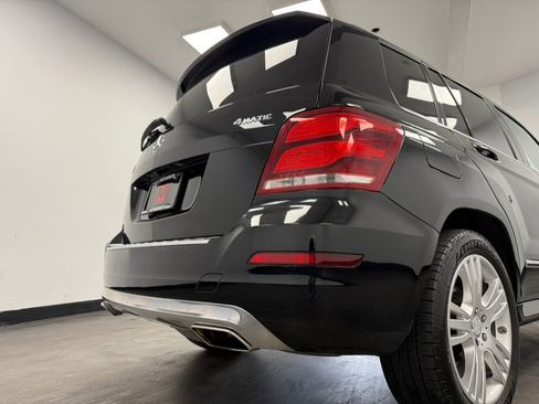 Used 2015 Mercedes-Benz GLK 350 4MATIC image 19